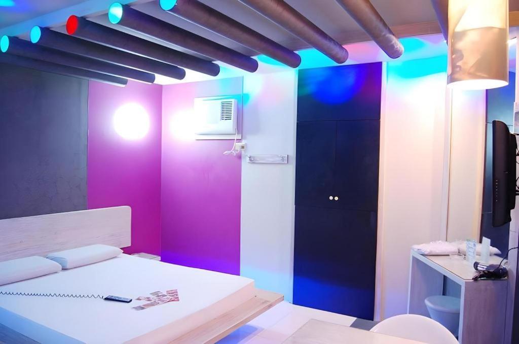 Hotel Sogo Tarlac Eksteriør billede