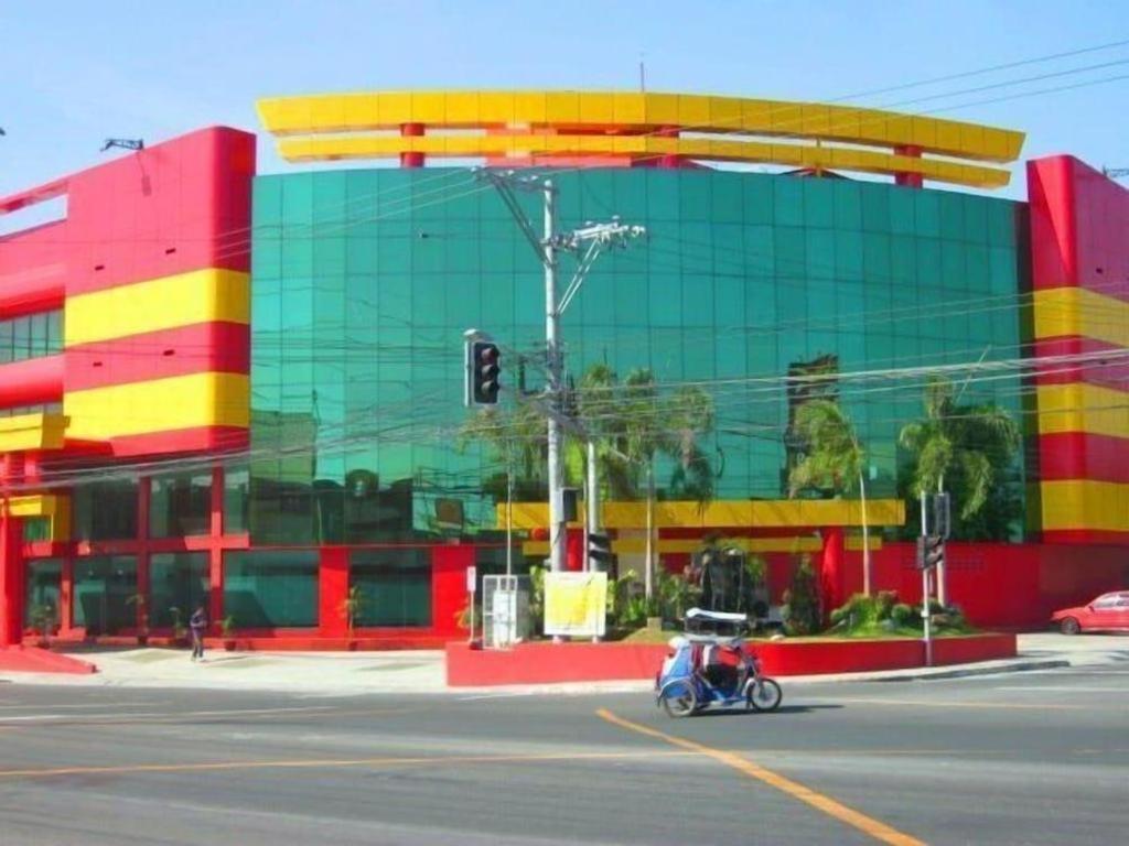 Hotel Sogo Tarlac Eksteriør billede