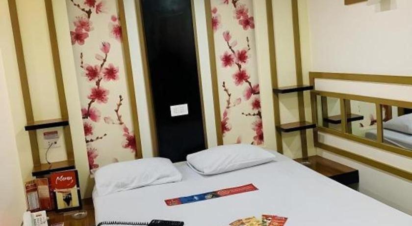 Hotel Sogo Tarlac Eksteriør billede