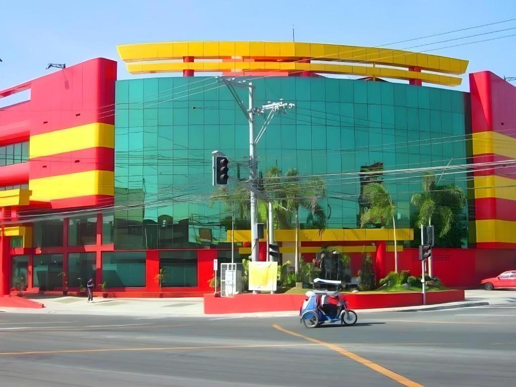 Hotel Sogo Tarlac Eksteriør billede