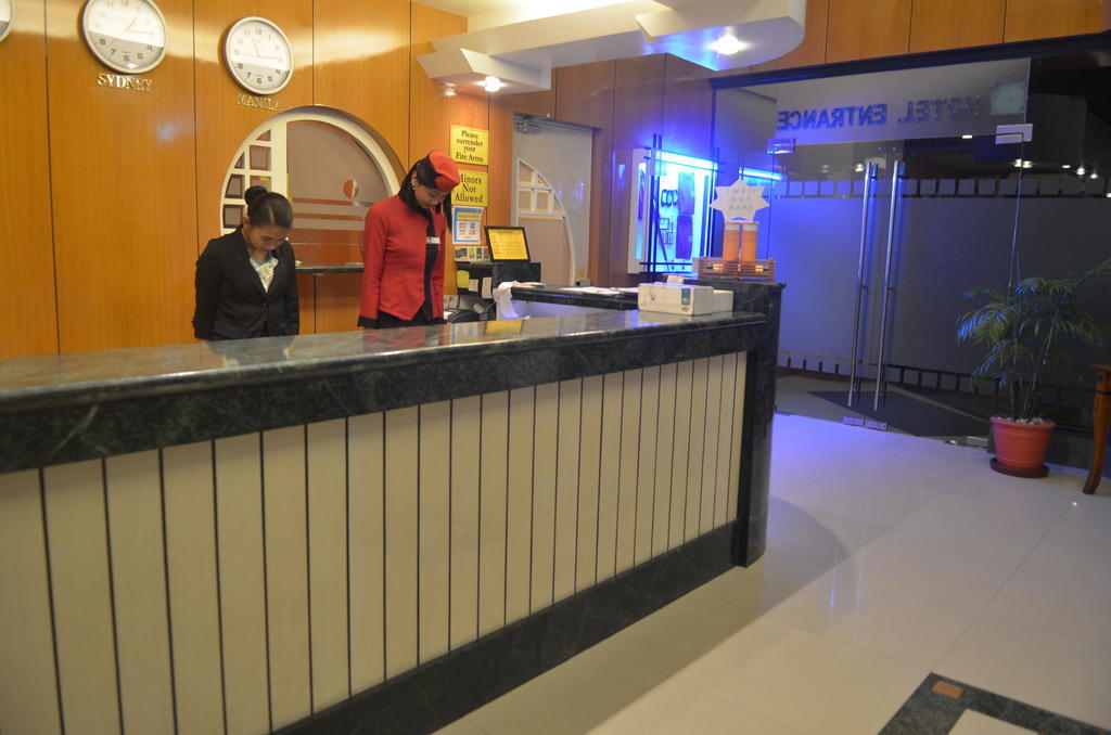 Hotel Sogo Tarlac Eksteriør billede
