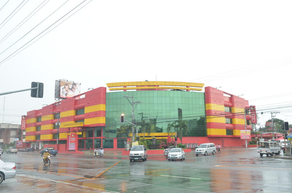 Hotel Sogo Tarlac Eksteriør billede
